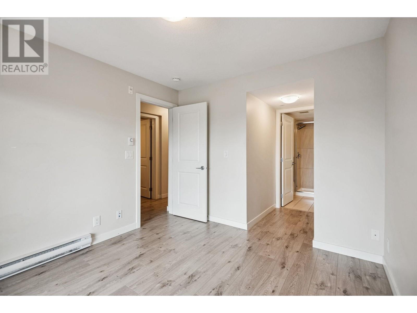 304 7908 15th Avenue, Burnaby, British Columbia  V3N 0G6 - Photo 17 - R2979686