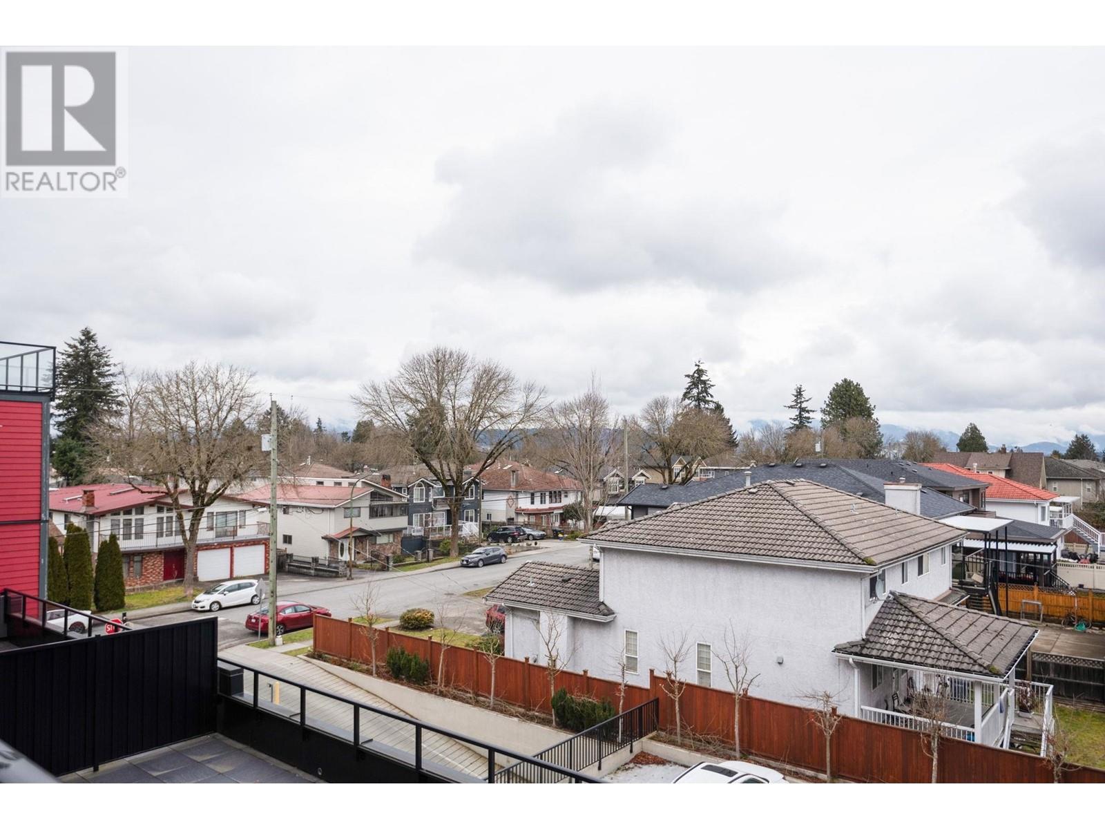 304 7908 15th Avenue, Burnaby, British Columbia  V3N 0G6 - Photo 21 - R2979686