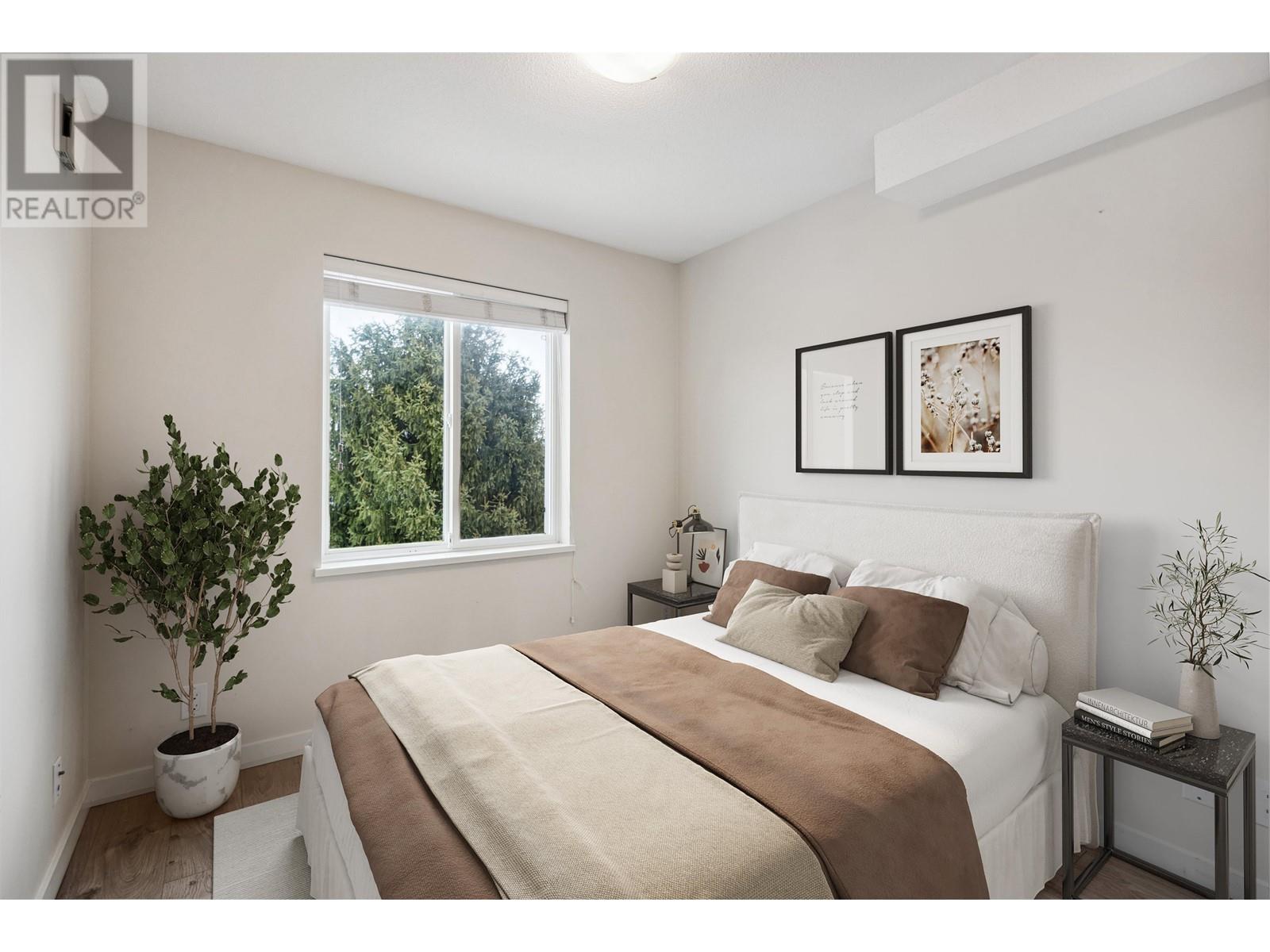 304 7908 15th Avenue, Burnaby, British Columbia  V3N 0G6 - Photo 5 - R2979686