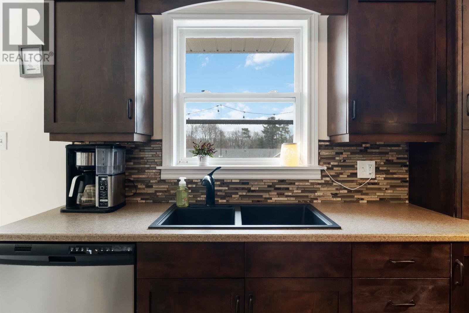 1030 Rawding Drive, Port Williams, Nova Scotia  B0P 1T0 - Photo 15 - 202505272