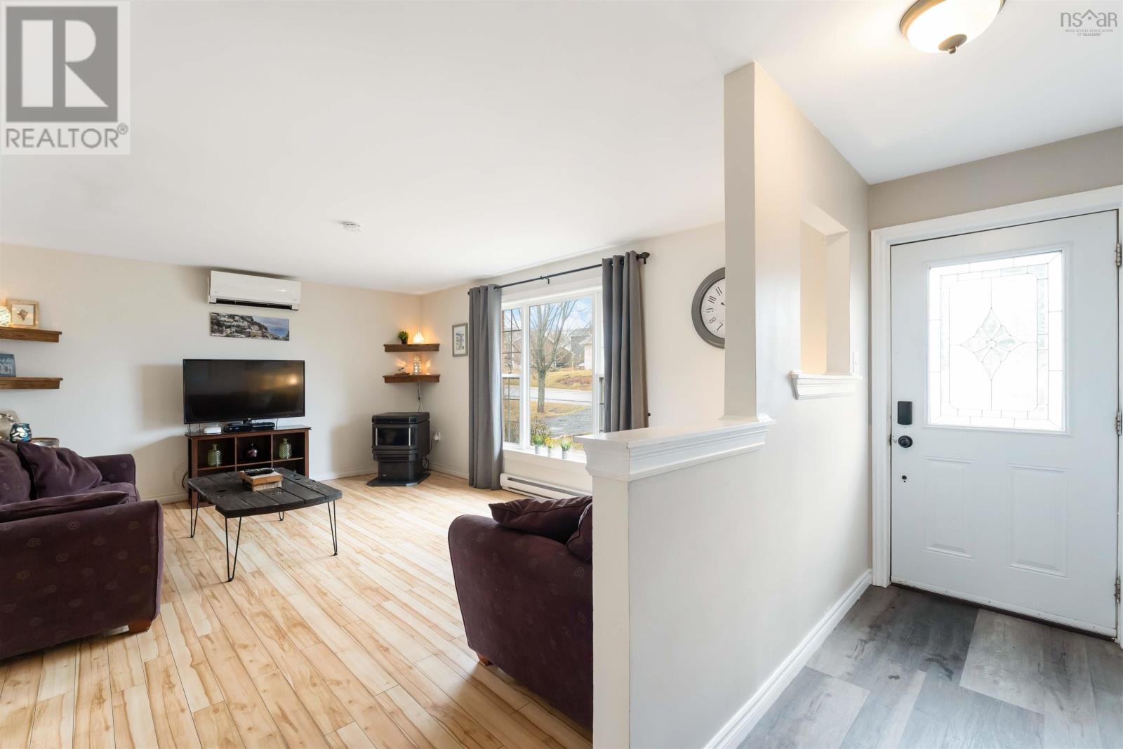 1030 Rawding Drive, Port Williams, Nova Scotia  B0P 1T0 - Photo 5 - 202505272