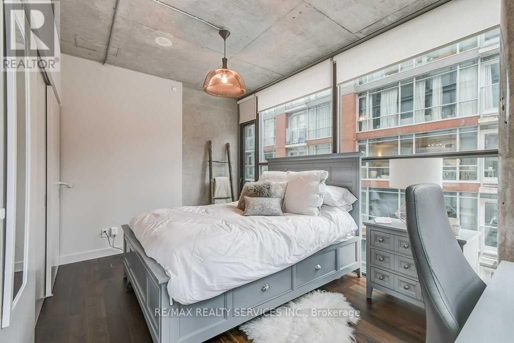 410 - 25 Oxley Street, Toronto, Ontario  M5V 2J5 - Photo 17 - C12028575
