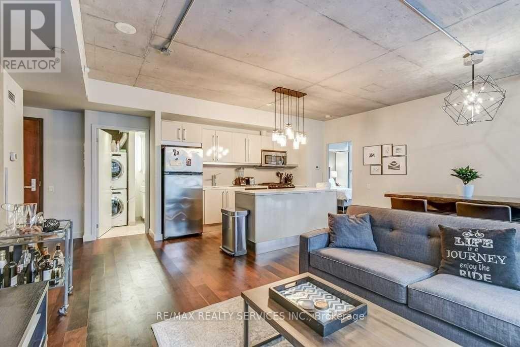 410 - 25 Oxley Street, Toronto, Ontario  M5V 2J5 - Photo 5 - C12028575