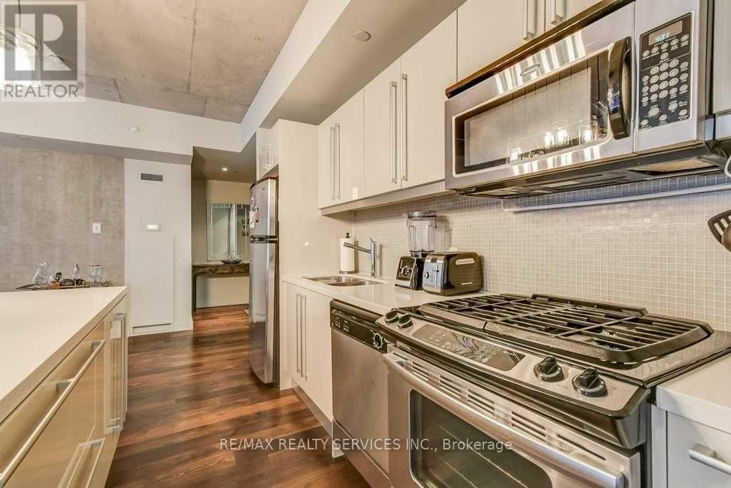 410 - 25 Oxley Street, Toronto, Ontario  M5V 2J5 - Photo 8 - C12028575