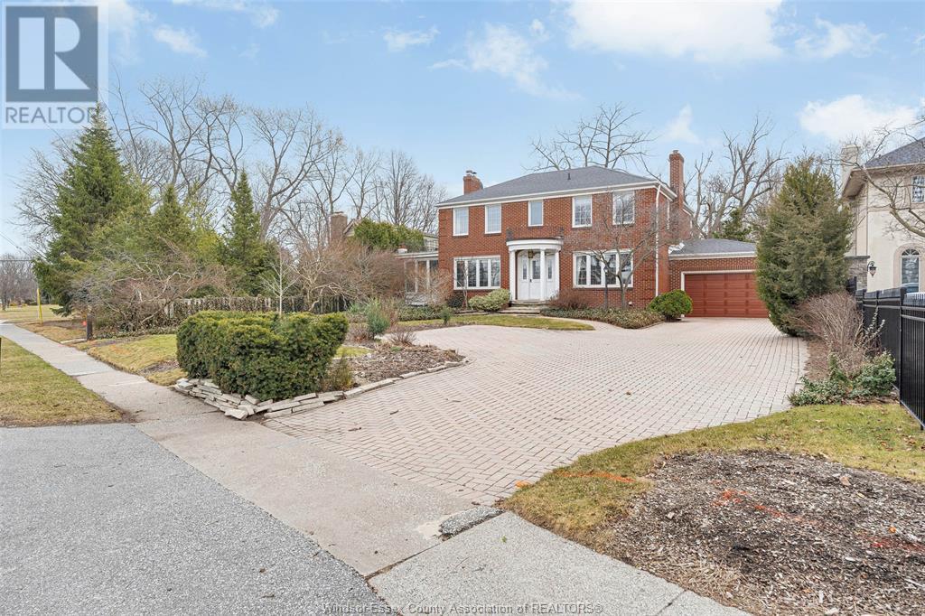 Property at 5765 RIVERSIDE DRIVE East image 3