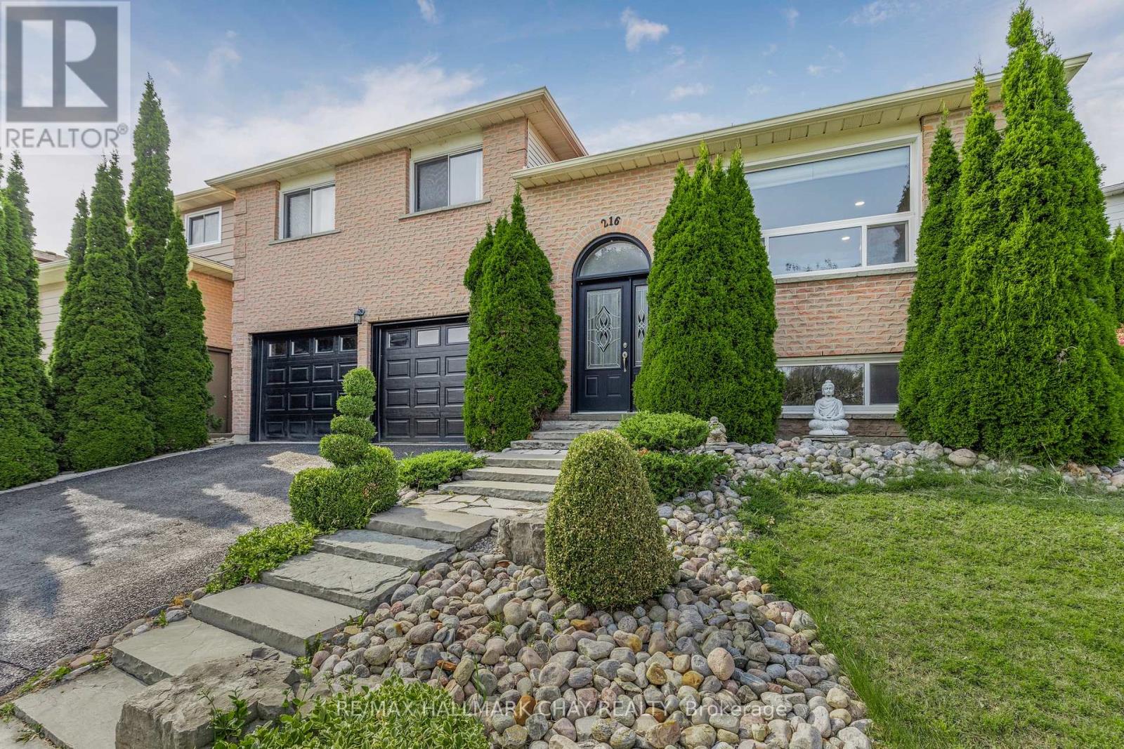 Property at 216 COLBORNE STREET image 3