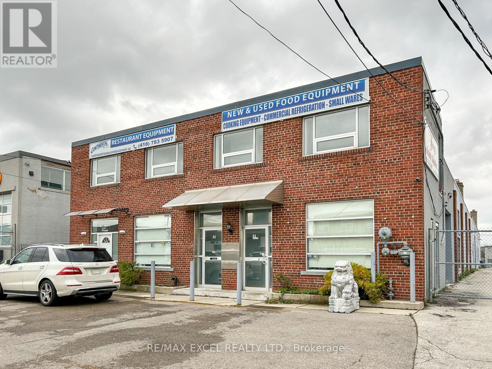 31 MILFORD AVENUE, Toronto, Ontario