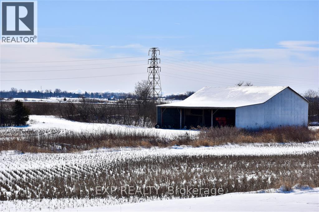 15686 Muirkirk Line, Chatham-Kent, Ontario  N0L 1X0 - Photo 2 - X12028526