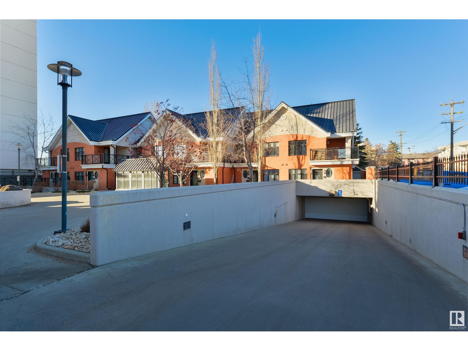 3 9026 Jasper Ave Av Nw, Edmonton, Alberta  T5H 3S8 - Photo 38 - E4425448
