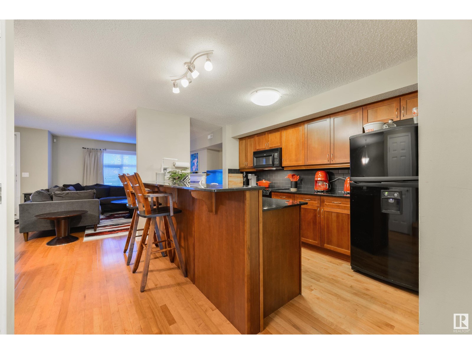 3 9026 Jasper Ave Av Nw, Edmonton, Alberta  T5H 3S8 - Photo 6 - E4425448