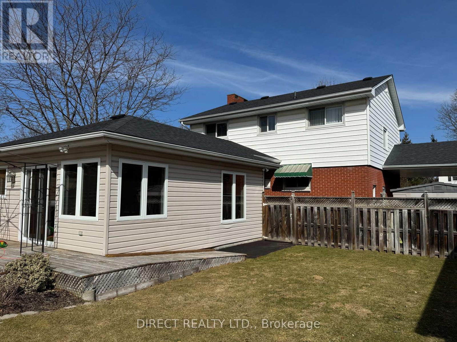 Property at 49 PLAZA SQUARE image 5