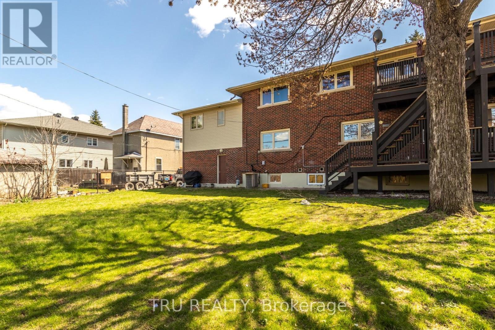 Property at 1415 LAROSE AVENUE image 3