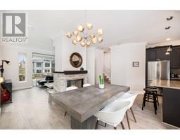 9 897 PREMIER STREET, North Vancouver, British Columbia