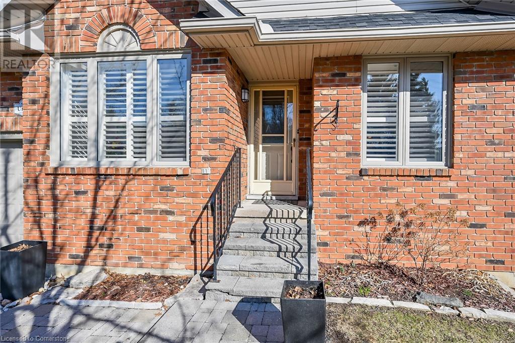 88 Pirie Drive Unit# 3, Dundas, Ontario  L9H 6Y9 - Photo 2 - 40708092
