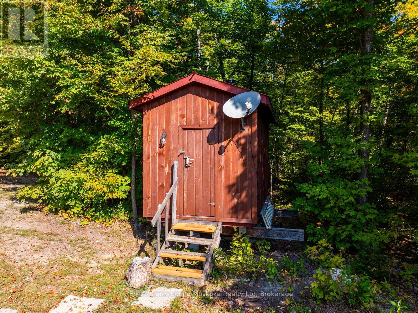 1099 Bunny Trail, Whitestone, Ontario  P0A 1G0 - Photo 9 - X12028733