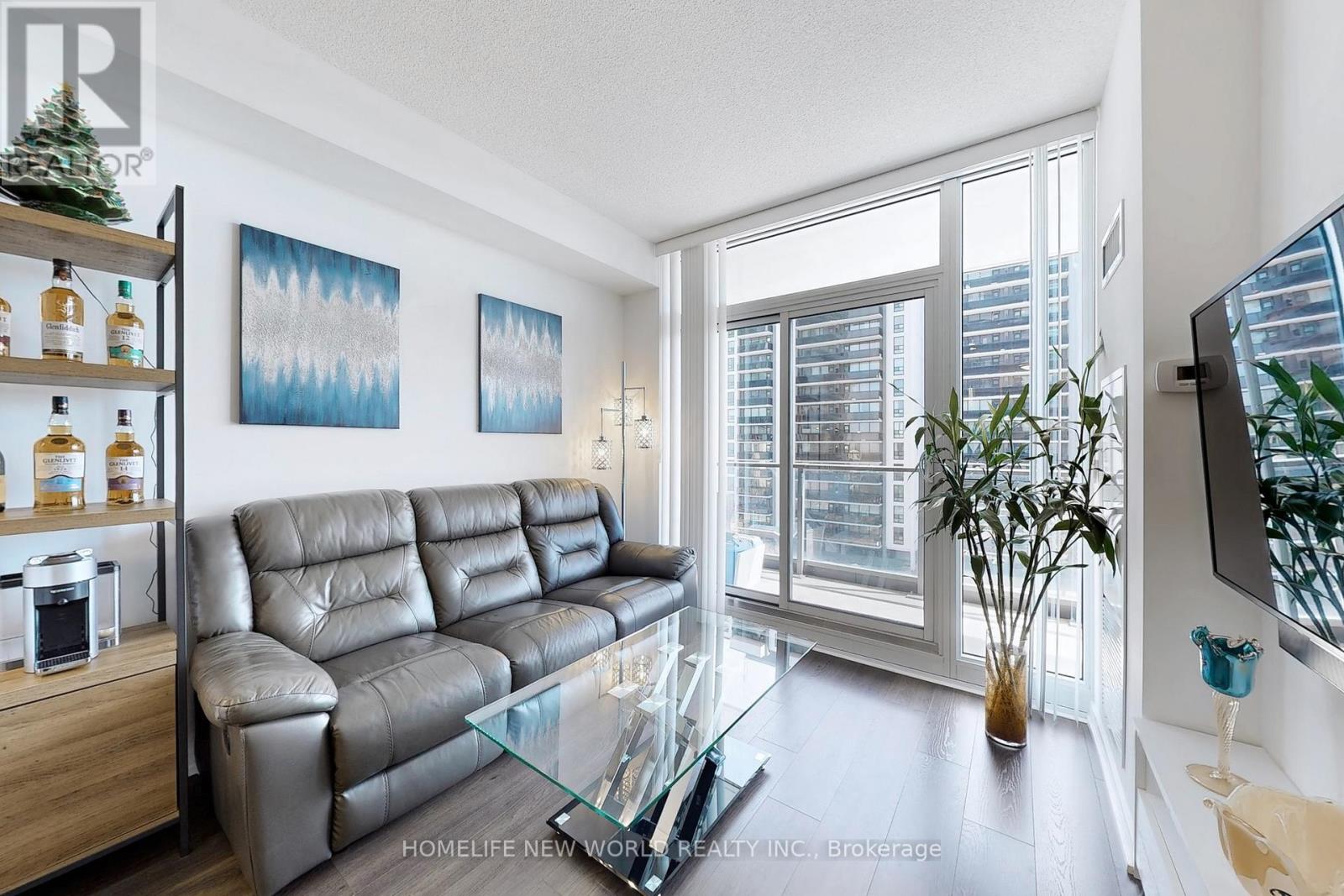 Property at 501 - 56 FOREST MANOR ROAD image 4