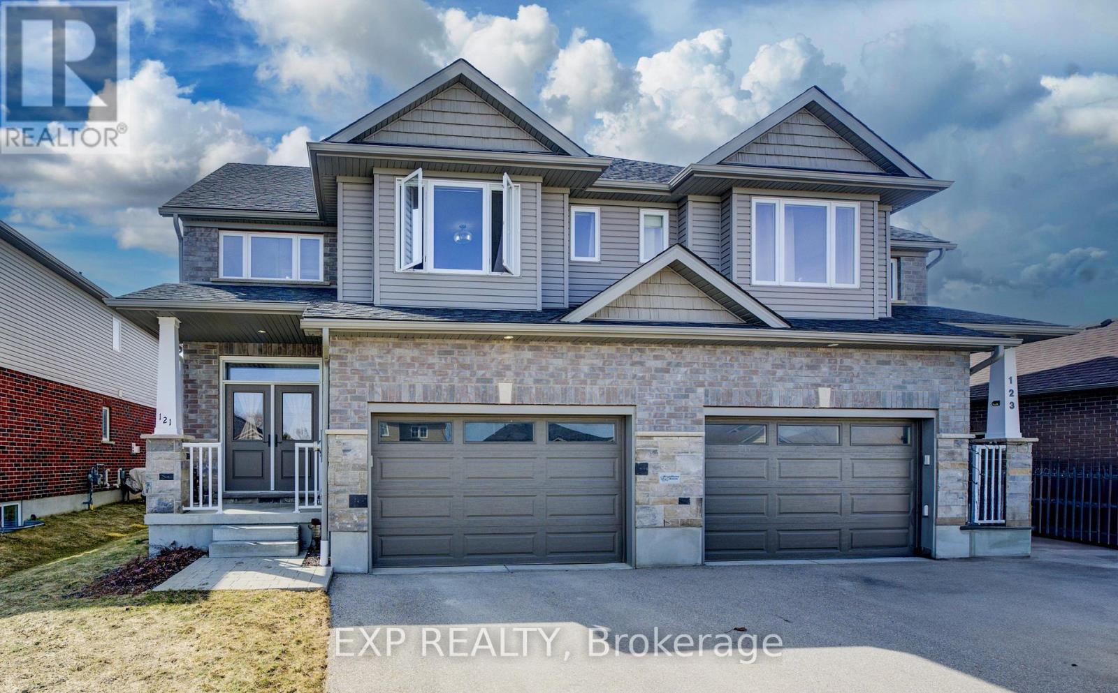 Property at 121 BRIDGE CRESCENT image 2