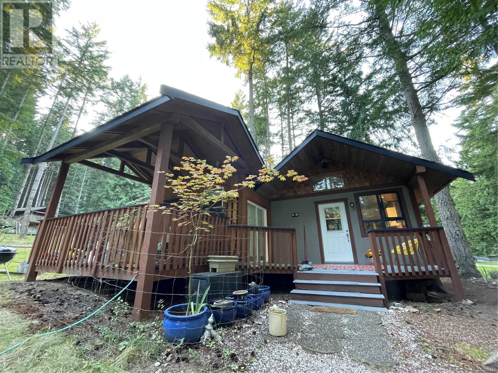 685 Weathers Way, mudge island, British Columbia