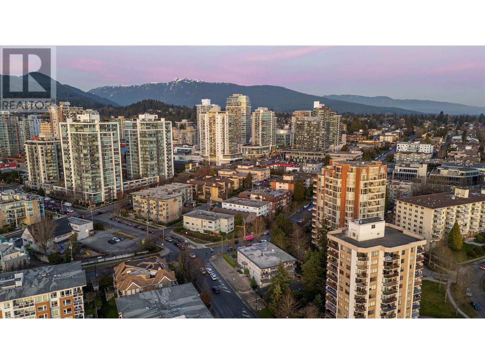748 CHESTERFIELD AVENUE, north vancouver, British Columbia