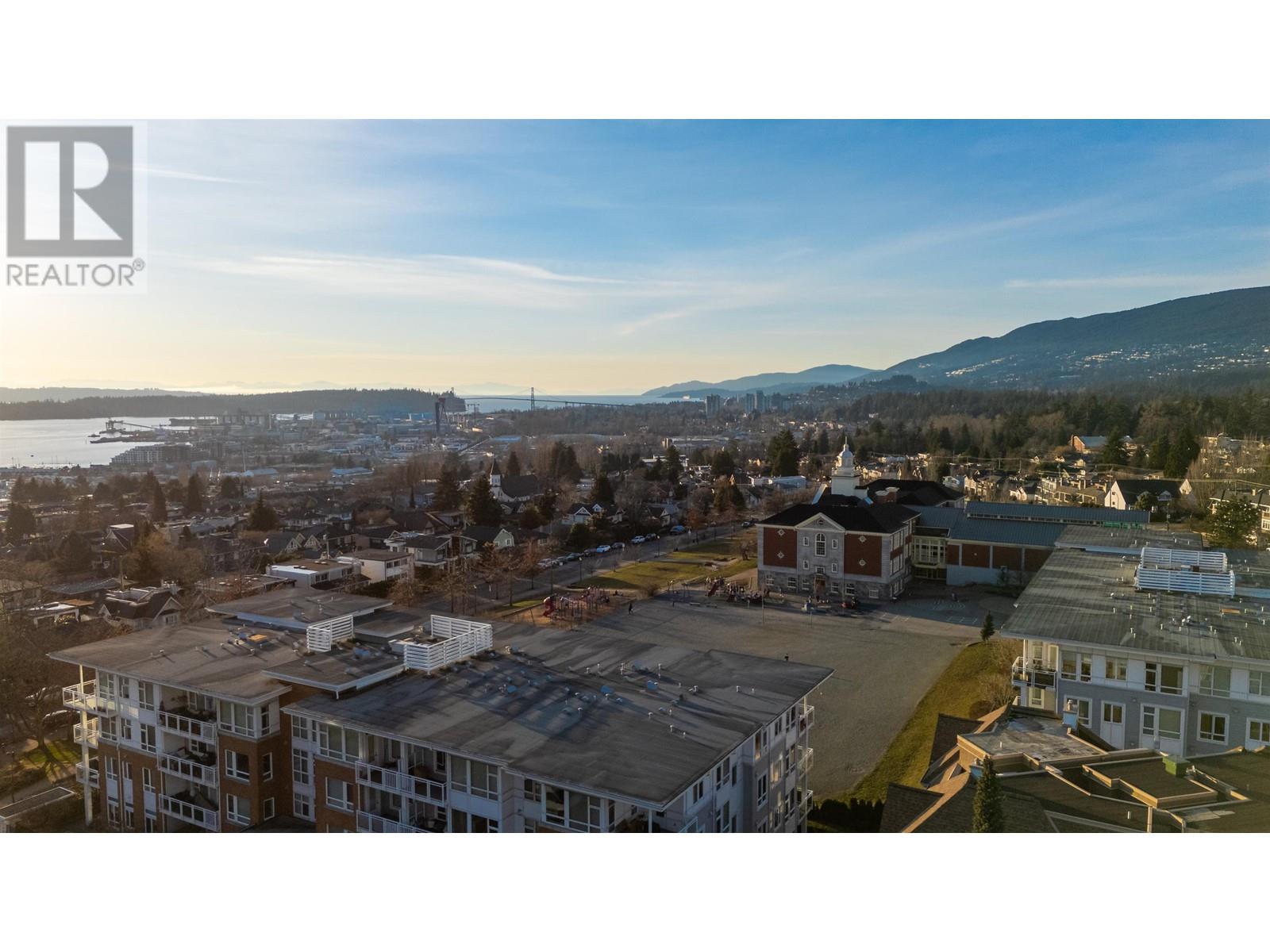 748 Chesterfield Avenue, North Vancouver, British Columbia  V7M 2M6 - Photo 23 - R2979073