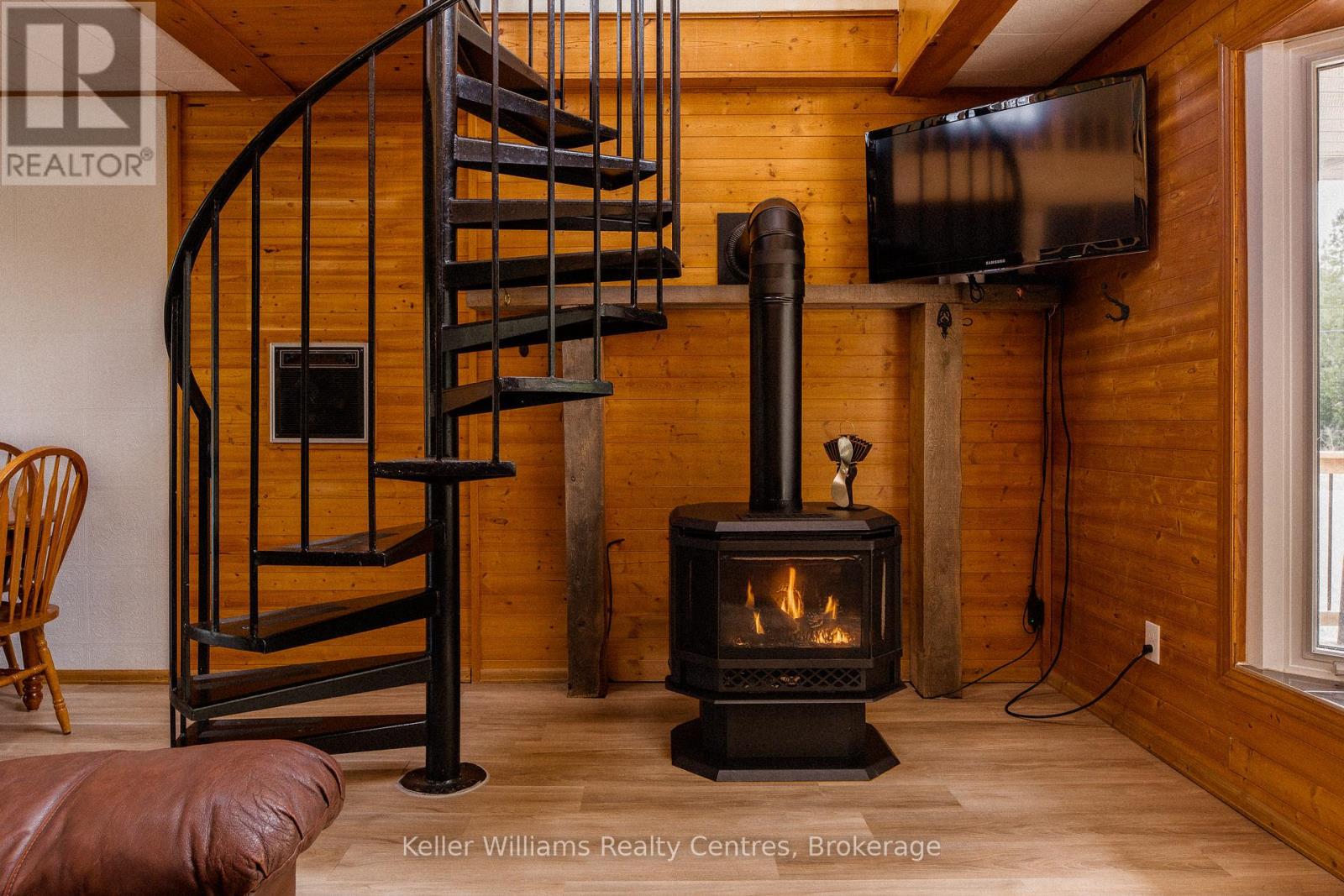 740 Cape Hurd Road, Northern Bruce Peninsula, Ontario  N0H 2R0 - Photo 18 - X12028869