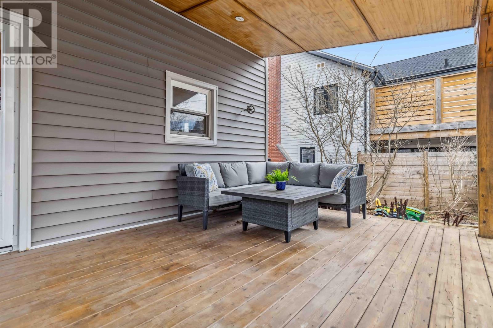 5838 Pine Hill Drive, Halifax, Nova Scotia  B3H 1E5 - Photo 36 - 202505284