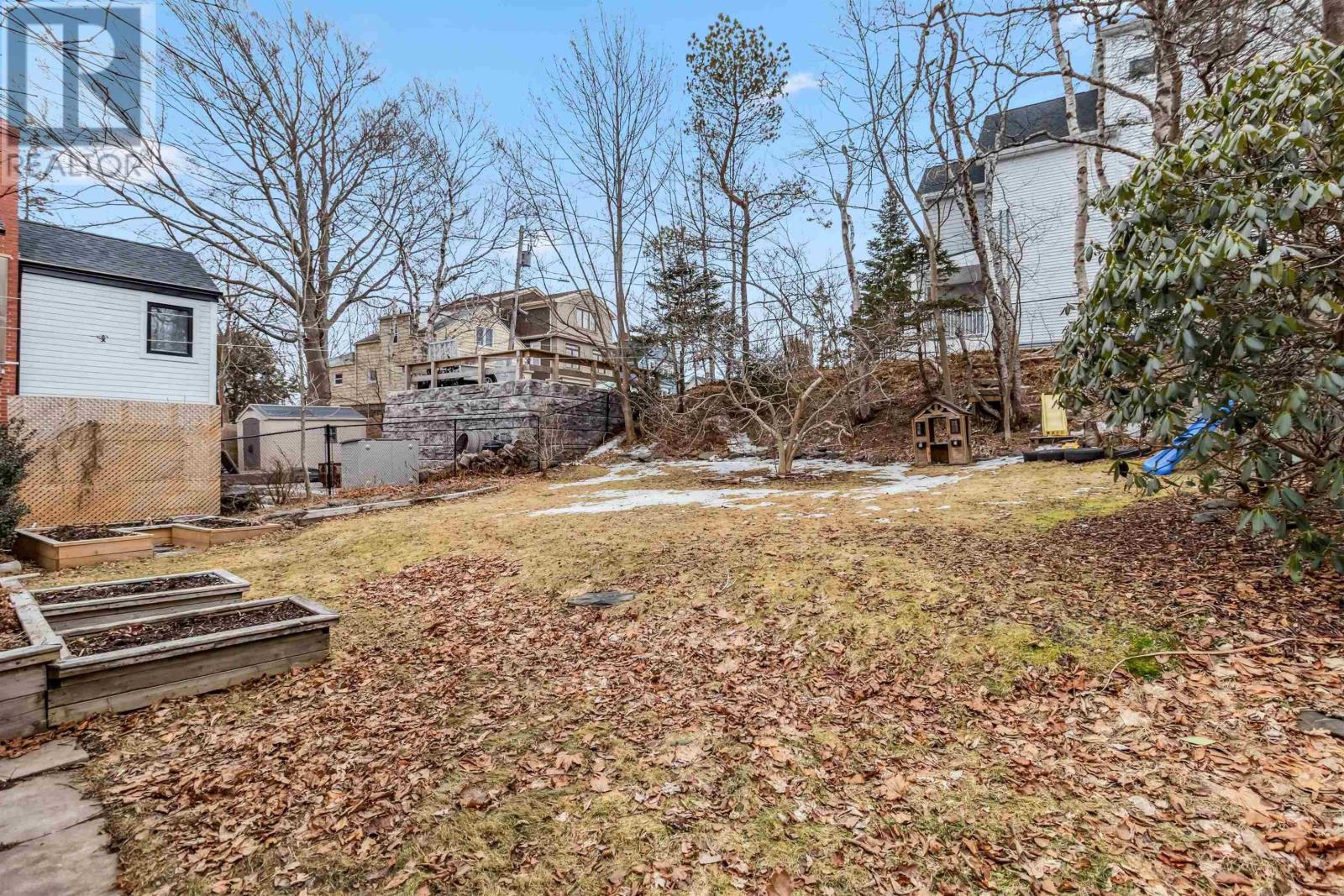 5838 Pine Hill Drive, Halifax, Nova Scotia  B3H 1E5 - Photo 38 - 202505284