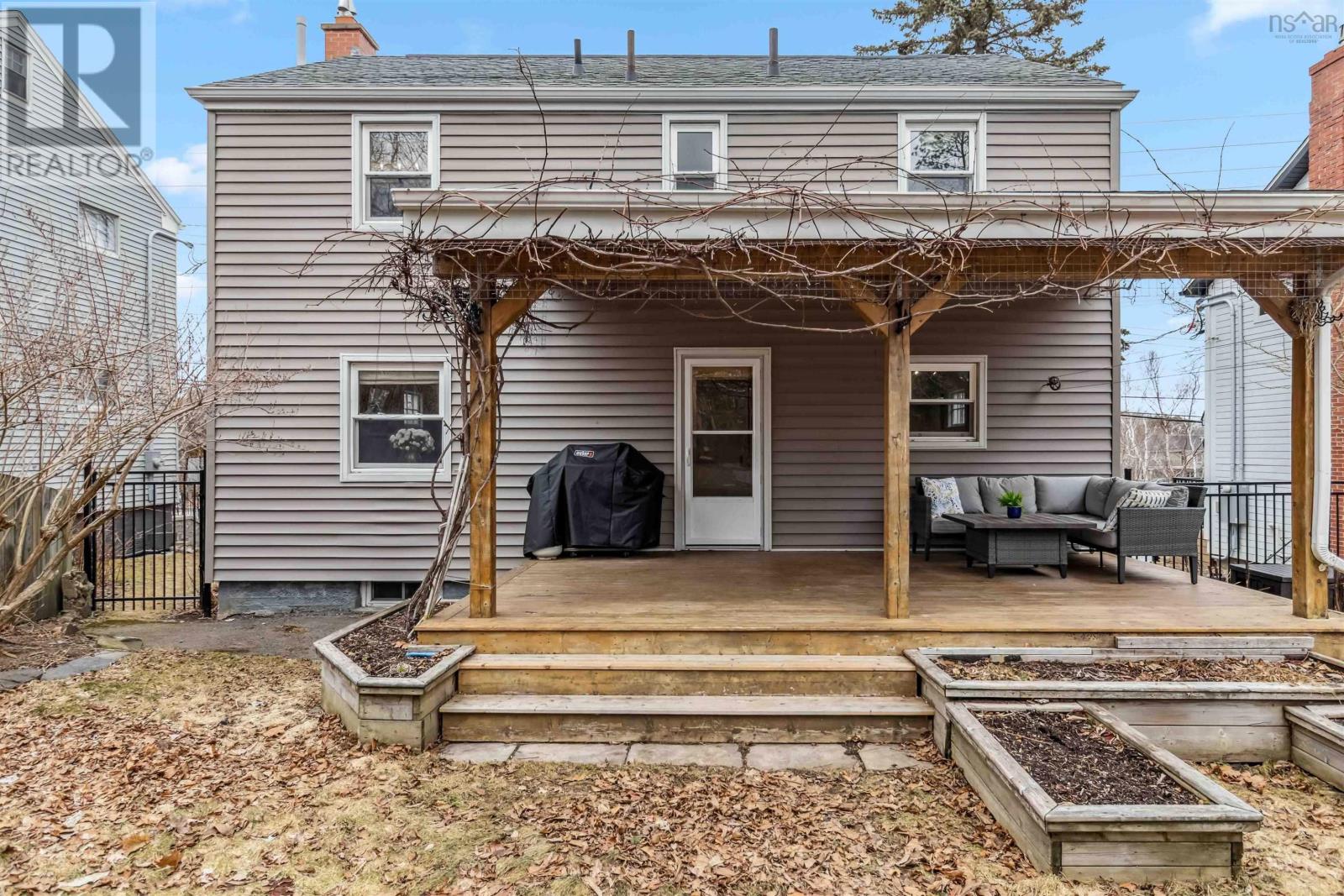 5838 Pine Hill Drive, Halifax, Nova Scotia  B3H 1E5 - Photo 40 - 202505284