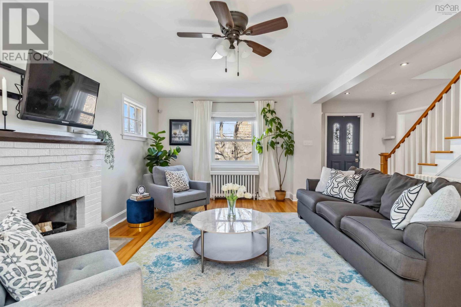 5838 Pine Hill Drive, Halifax, Nova Scotia  B3H 1E5 - Photo 7 - 202505284