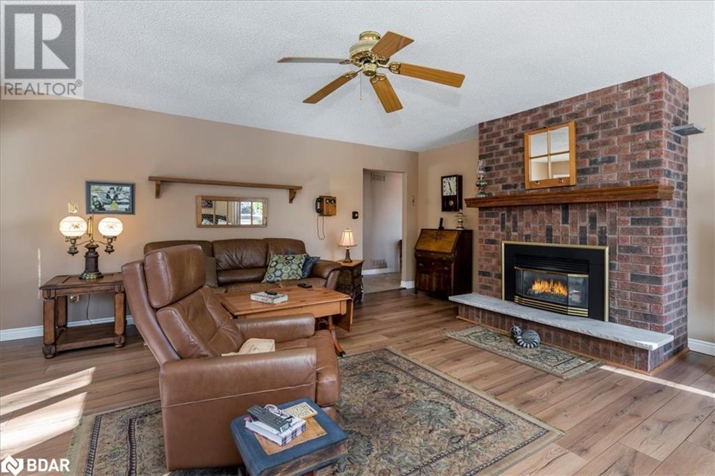 256 Maple Grove Rd Drive, Gilford, Ontario  L0L 1R0 - Photo 12 - 40707569