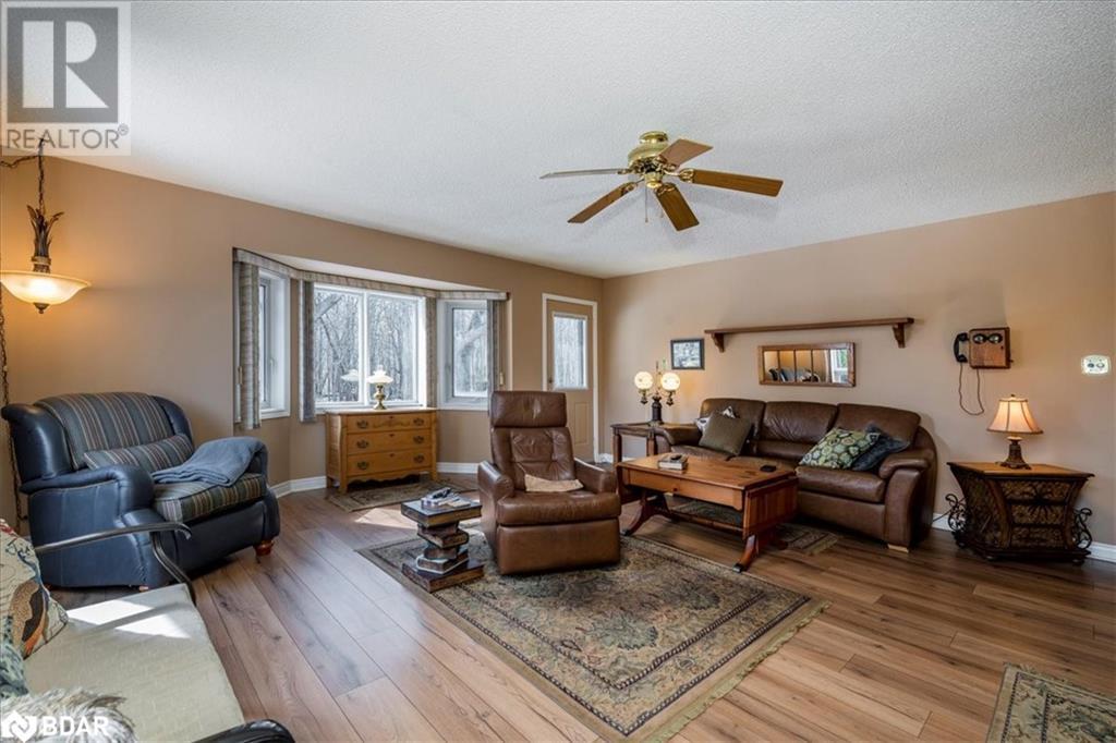 256 Maple Grove Rd Drive, Gilford, Ontario  L0L 1R0 - Photo 15 - 40707569