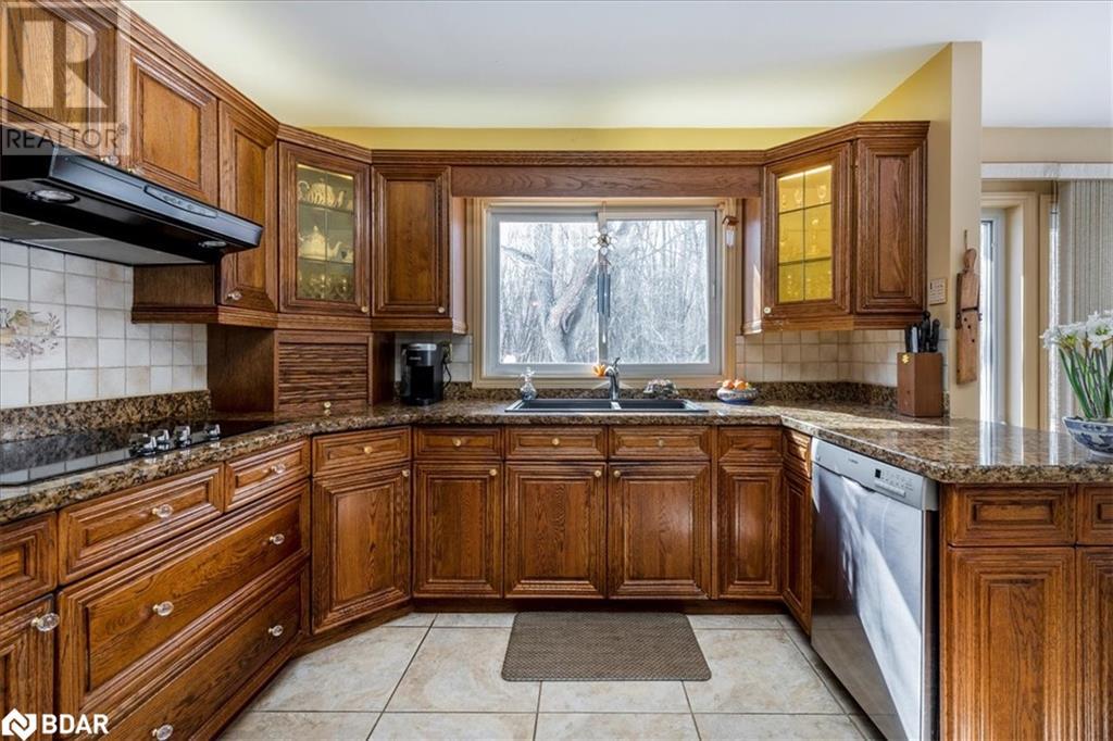 256 Maple Grove Rd Drive, Gilford, Ontario  L0L 1R0 - Photo 9 - 40707569