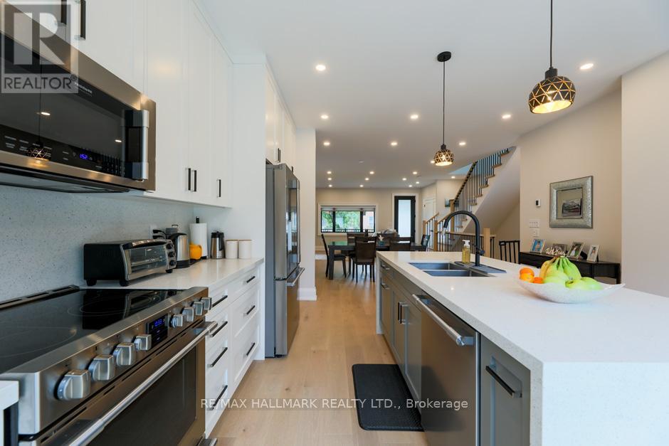 125 Leyton Avenue, Toronto, Ontario  M1L 3V1 - Photo 9 - E12028858