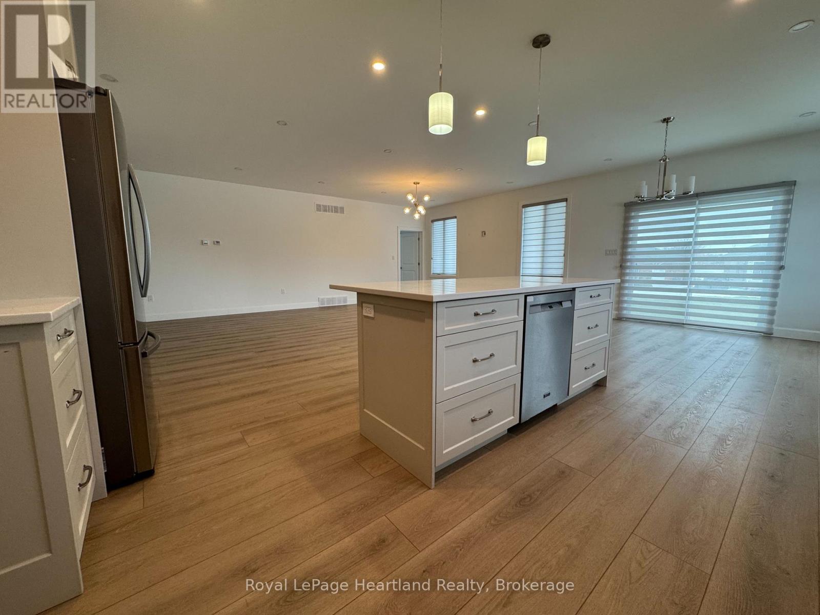 432 Coast Drive, Goderich, Ontario  N7A 4M6 - Photo 7 - X11889549