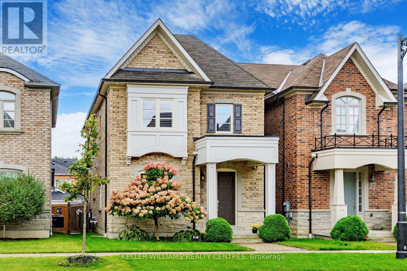 Property at 247 PARADELLE DRIVE image 1