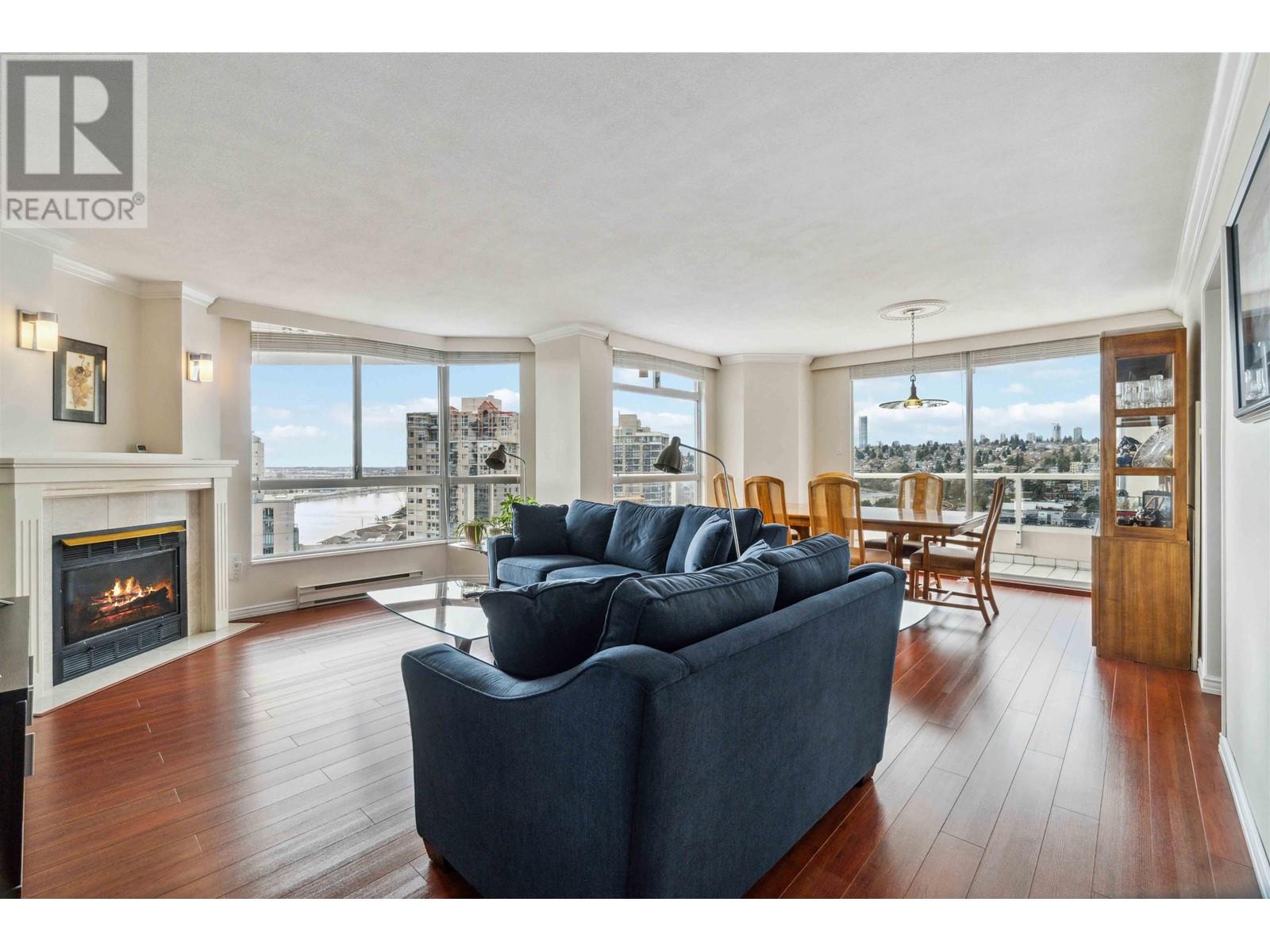 1903 1245 Quayside Drive, New Westminster, British Columbia  V3M 6J6 - Photo 2 - R2978759