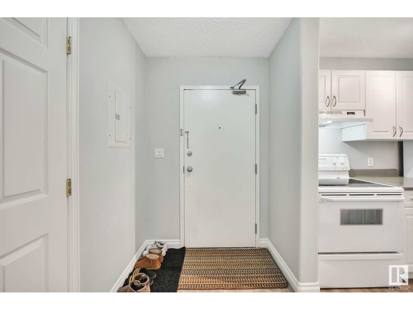 Property at #403 11446 40 AV NW image 2