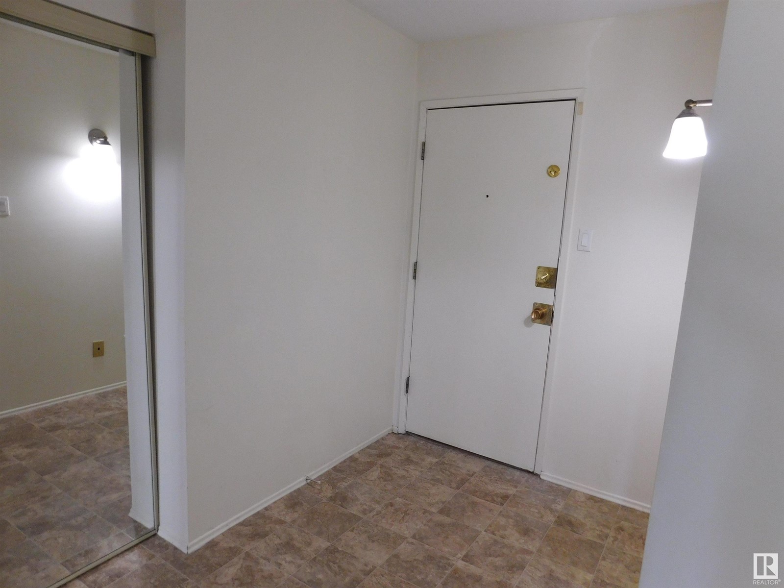 Property at #222 5125 RIVERBEND RD NW image 4