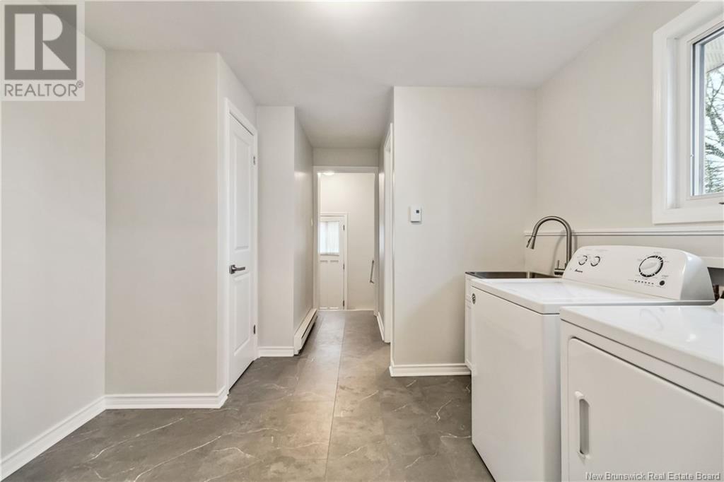 54 Bessborough Avenue, Moncton, New Brunswick  E1E 4A2 - Photo 32 - NB114373