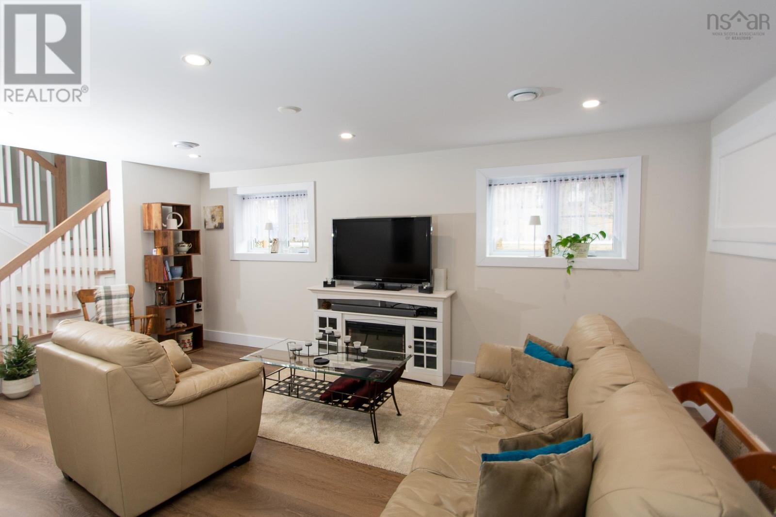 75 Union Street, Bedford, Nova Scotia  B4A 2B6 - Photo 23 - 202505286