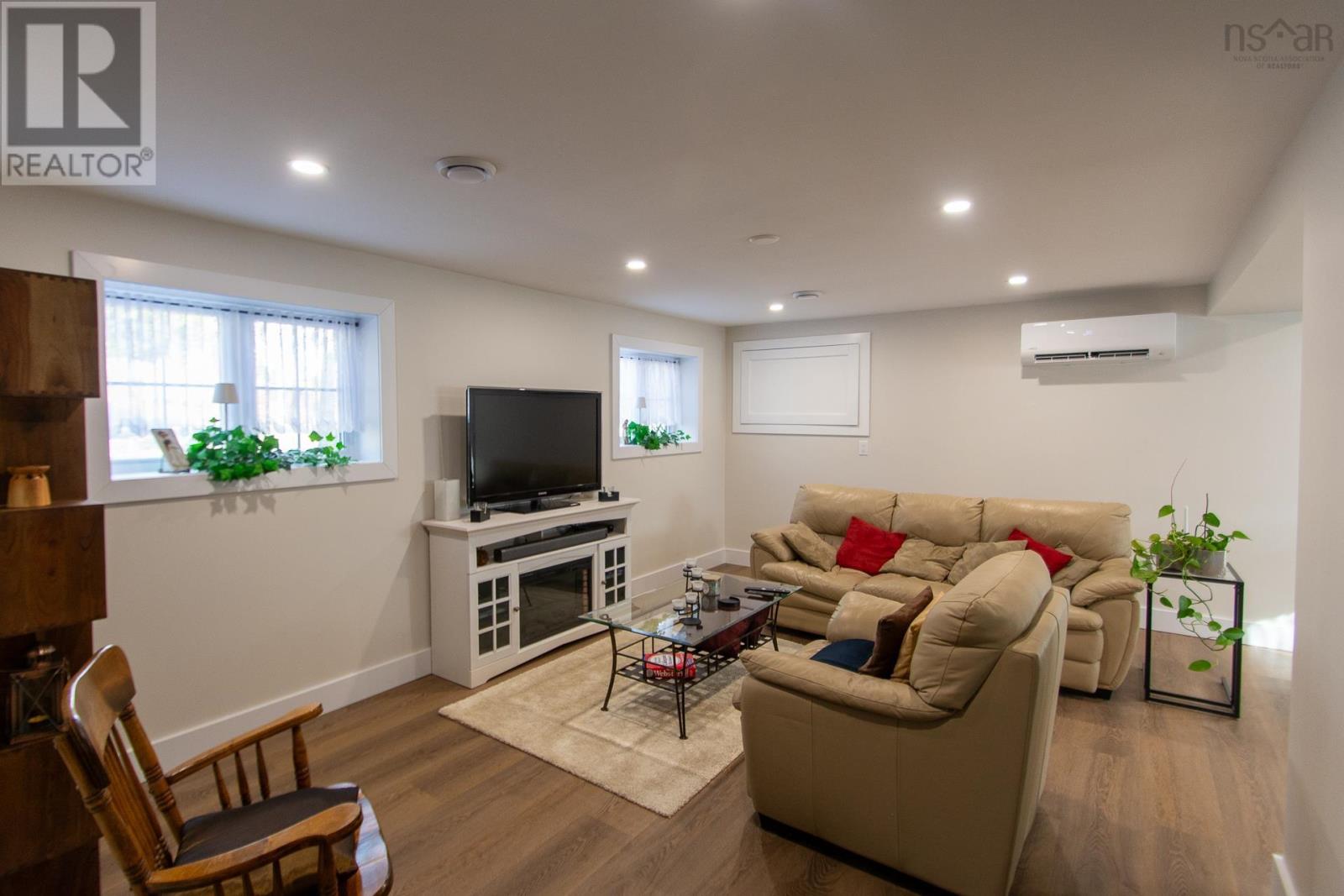 75 Union Street, Bedford, Nova Scotia  B4A 2B6 - Photo 24 - 202505286