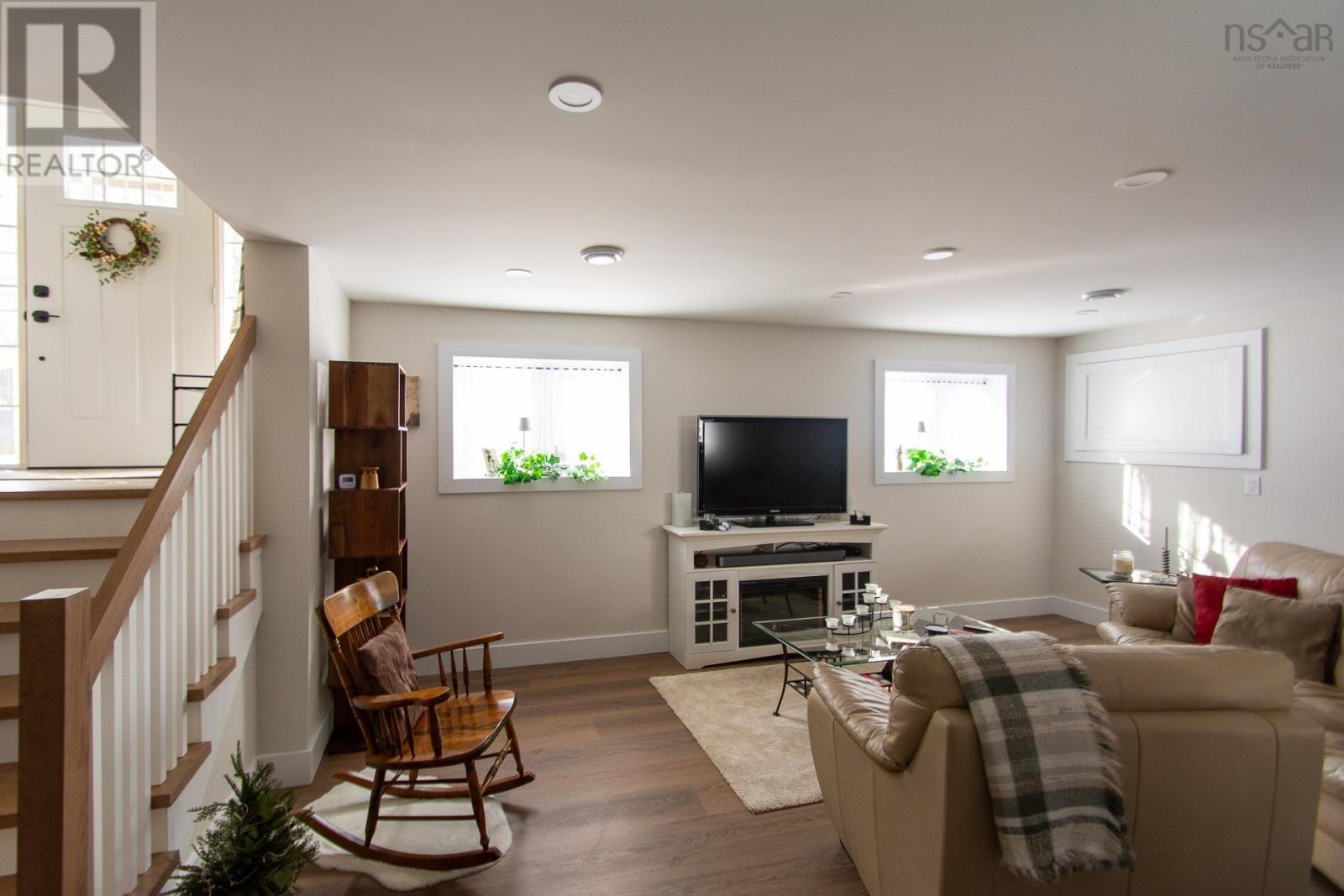 75 Union Street, Bedford, Nova Scotia  B4A 2B6 - Photo 27 - 202505286