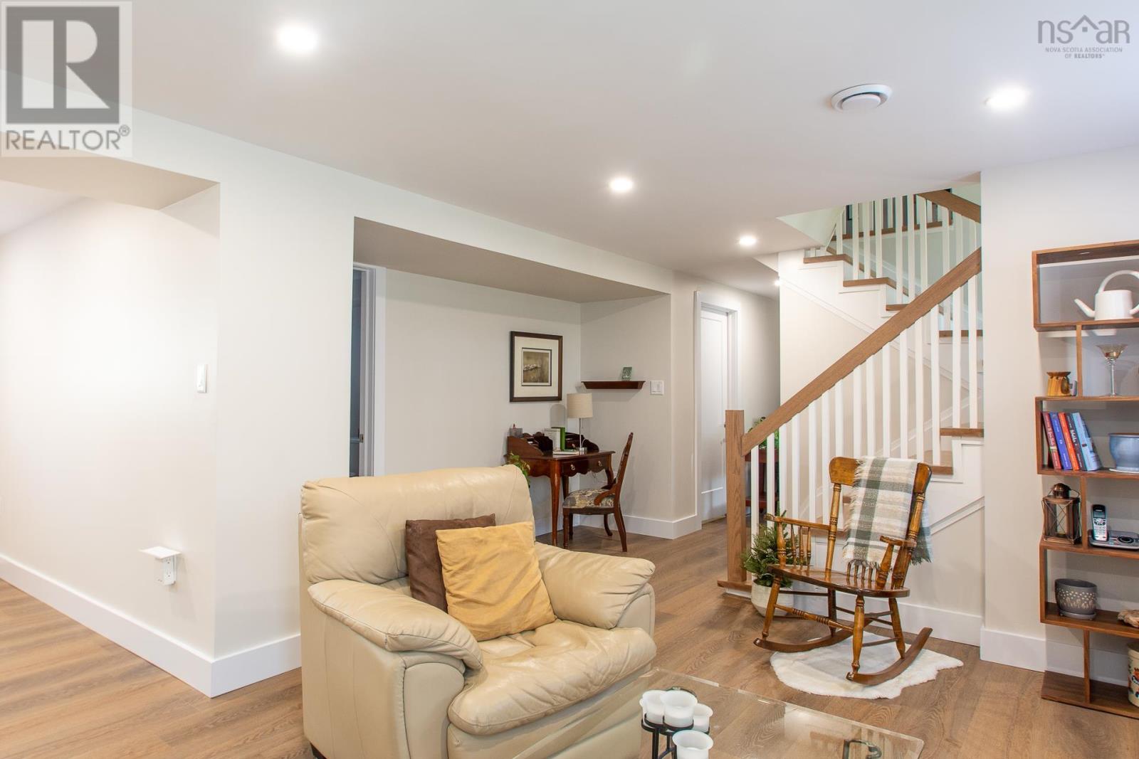 75 Union Street, Bedford, Nova Scotia  B4A 2B6 - Photo 28 - 202505286