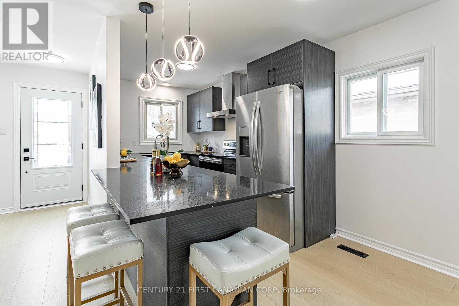 Photo 13 of 50 for 1523 Jalna Boulevard