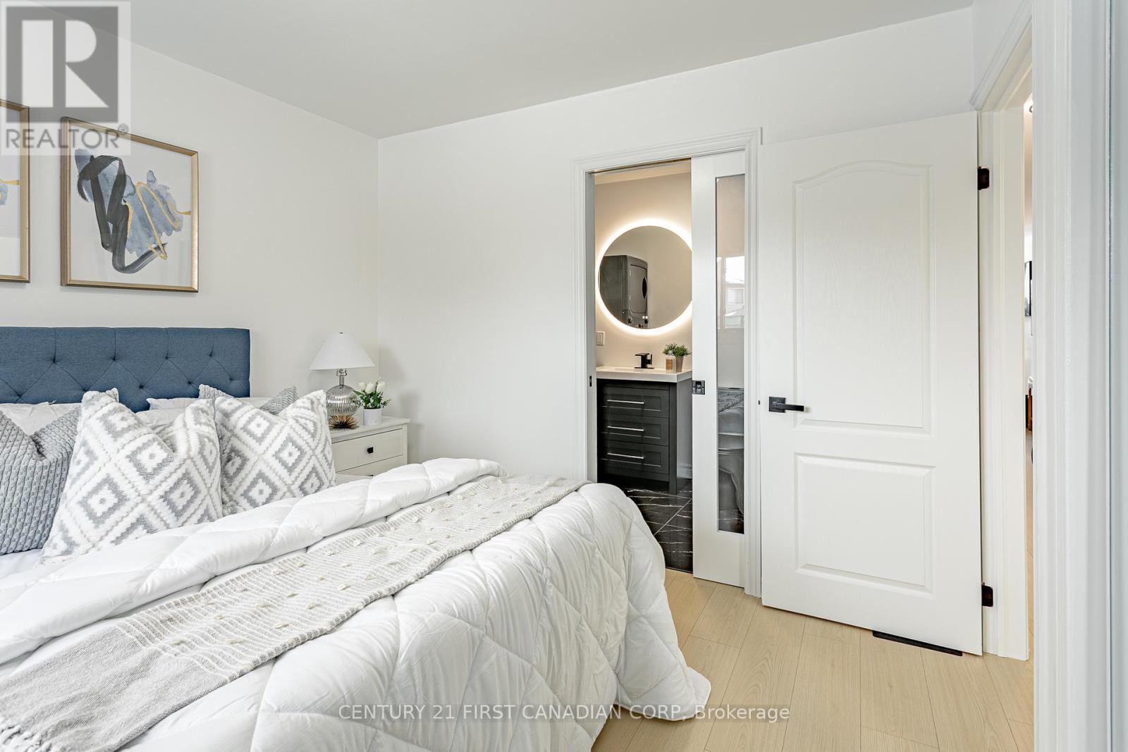 Photo 23 of 50 for 1523 Jalna Boulevard