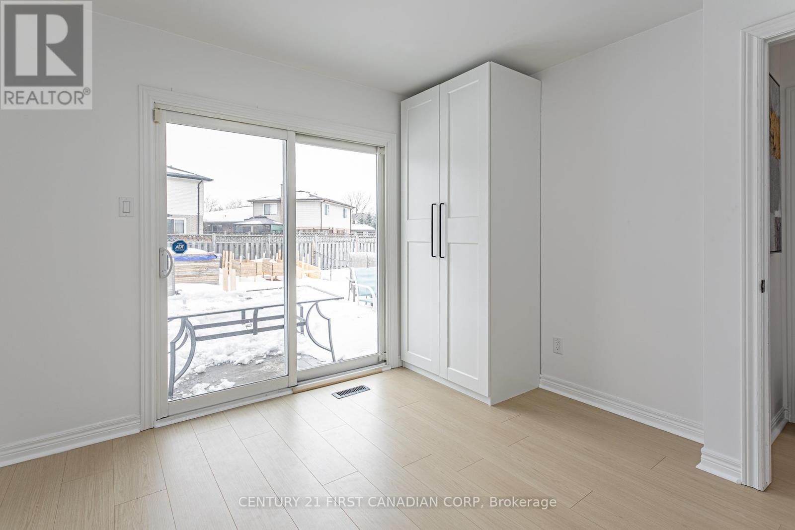 Photo 29 of 50 for 1523 Jalna Boulevard