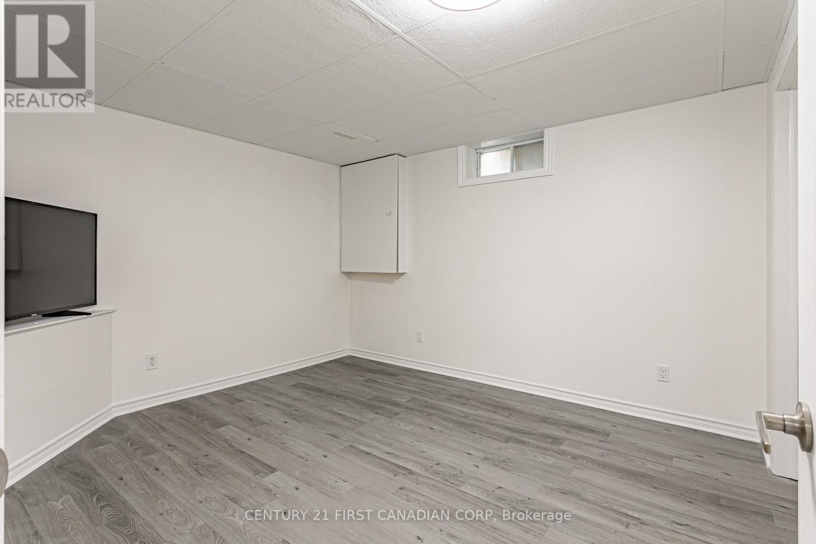 Photo 38 of 50 for 1523 Jalna Boulevard