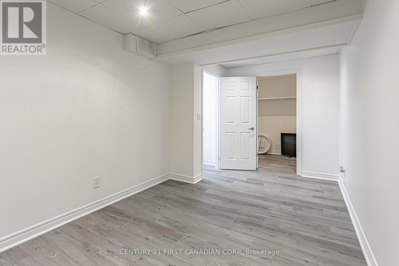 Photo 42 of 50 for 1523 Jalna Boulevard