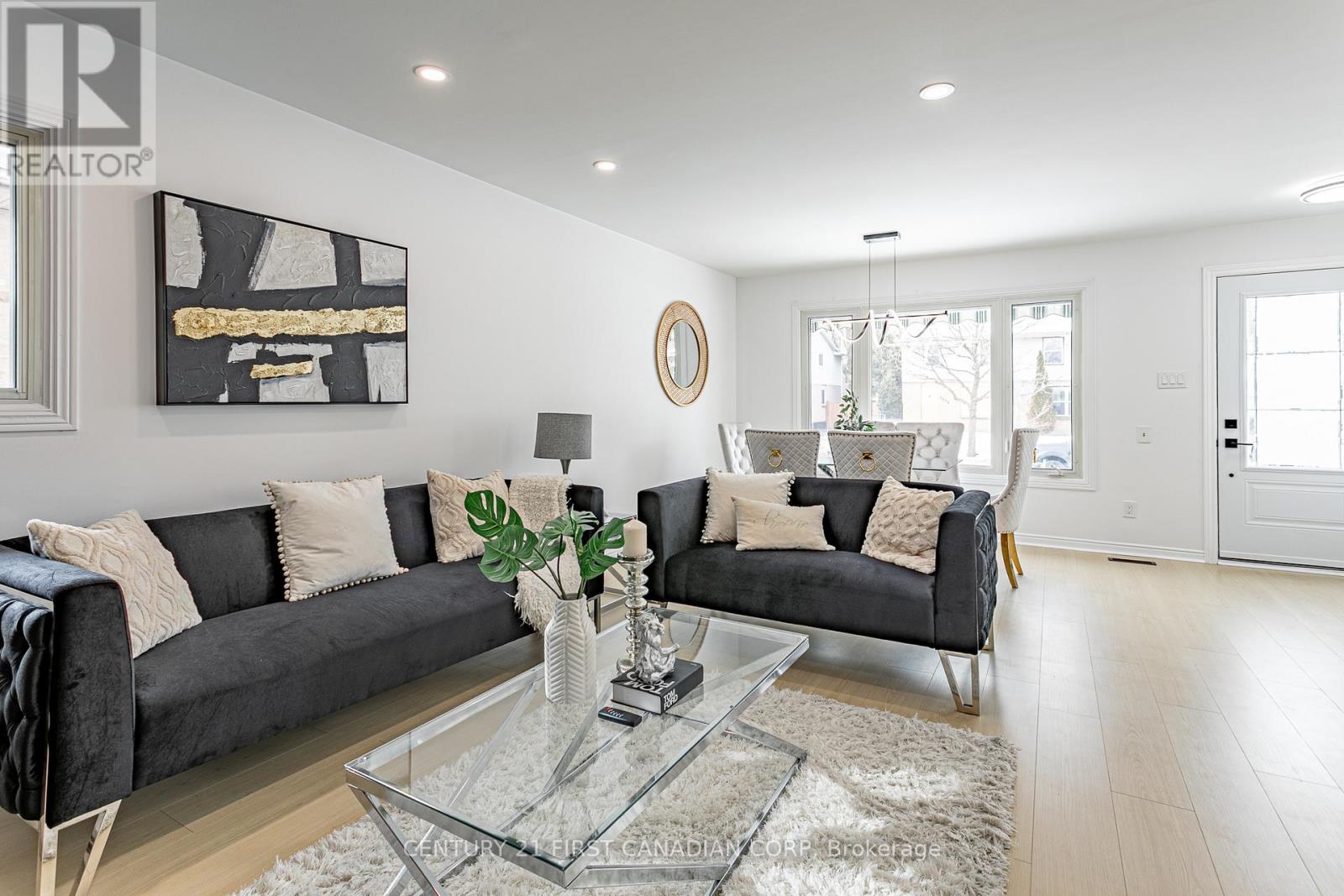 Photo 8 of 50 for 1523 Jalna Boulevard