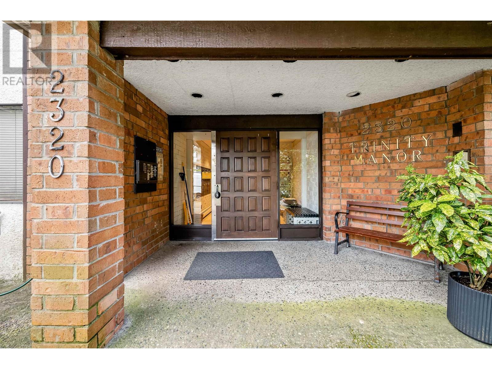 208 2320 Trinity Street, Vancouver, British Columbia  V5L 4W7 - Photo 4 - R2978130